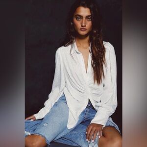 Free People Bianca Blouse White/Ivory Jacquard Animal Print Sz SMALL Ruched NEW